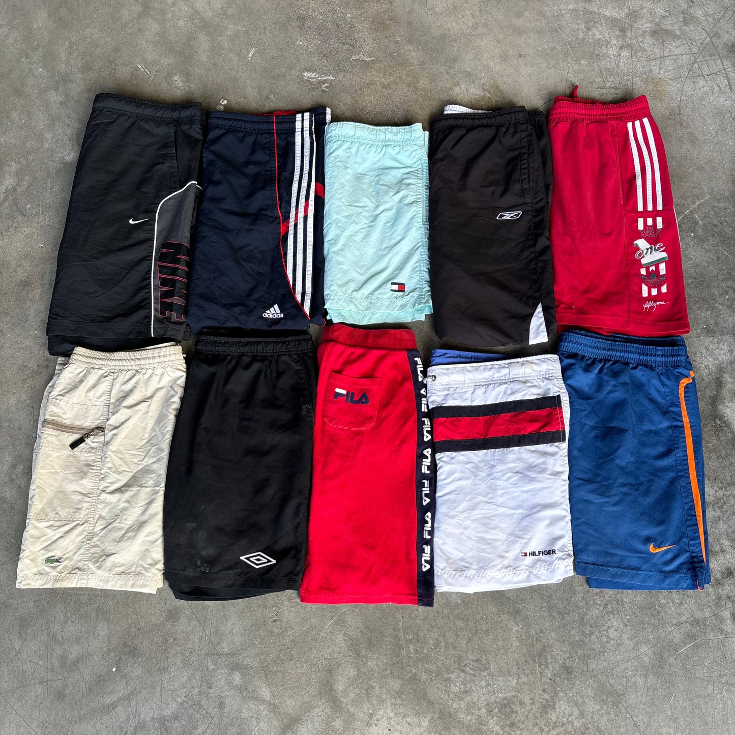 Shorts de Marca Premium - Europe Wholesales