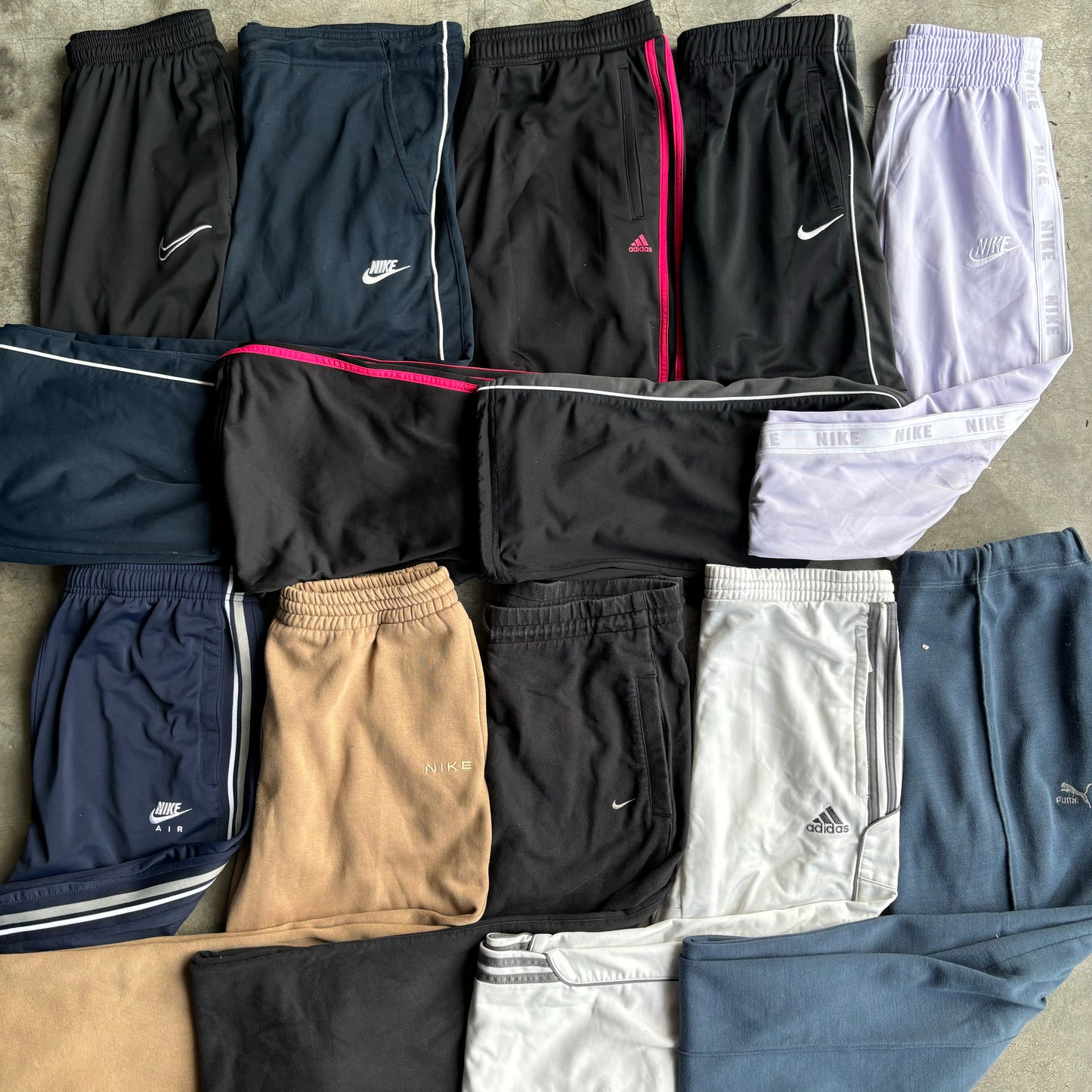 Track Pants de Marca Premium - Europe Wholesales