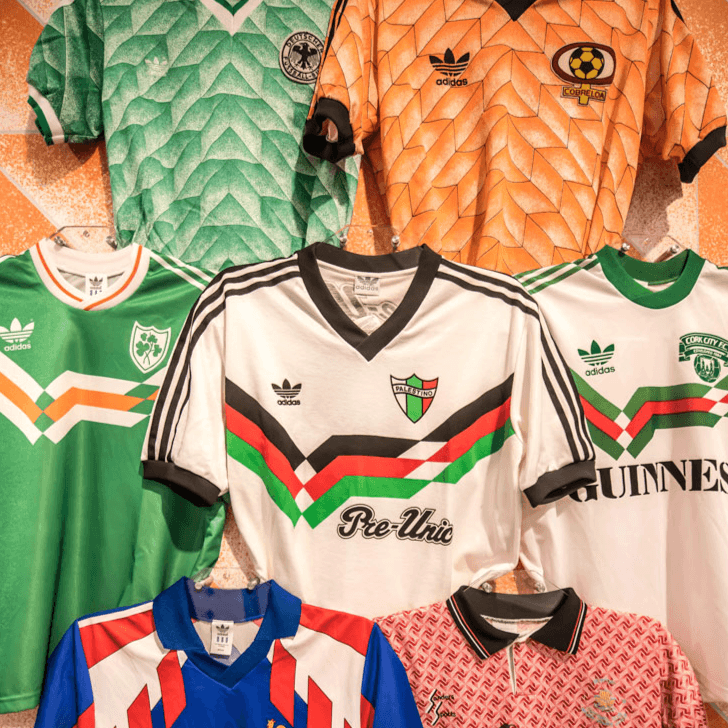 CAMISETAS DE FÚTBOL VINTAGE - Europe Wholesales